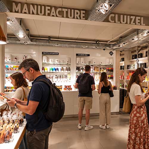 Cluizel Chocolate Boutique Shoppers